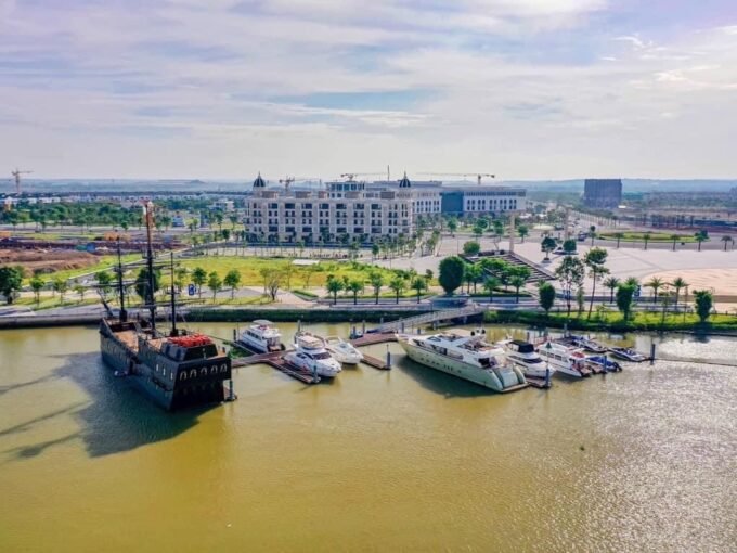 aqua city novaland - ben du thuyen